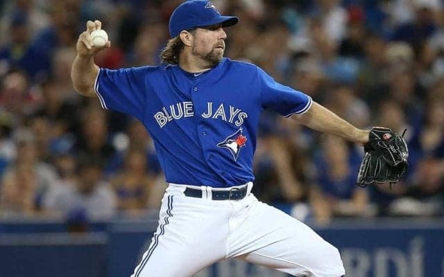 【MLB】“魔球23選”は「1日中見ていられる」　予測不能ナックルに米反響「捕手が気の毒」