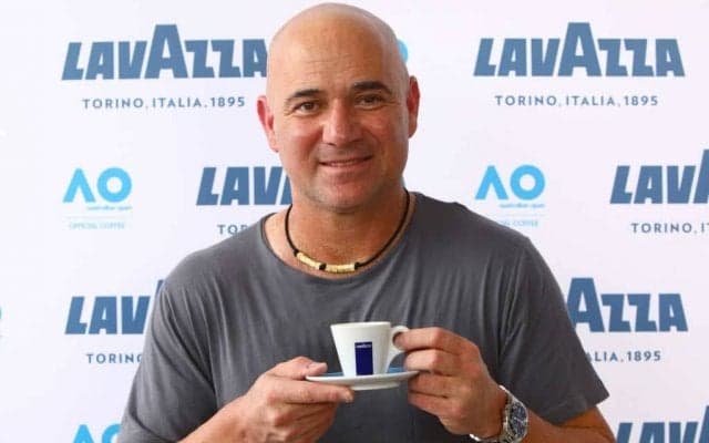 アガシは18歳の息子を「とても誇りに思う」