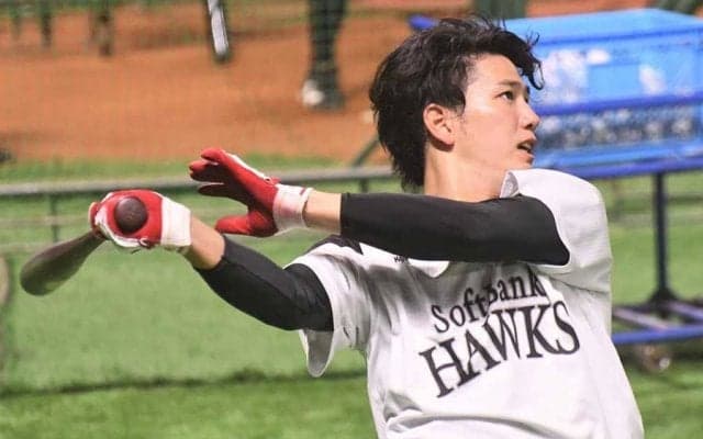 鷹・栗原、開幕スタメンならどこで出る？　工藤監督が明かした起用プランの一端