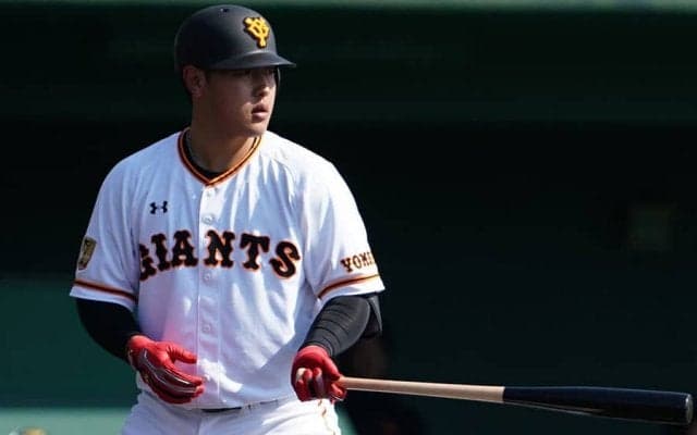 巨人、練習試合再開3戦目で初勝利！　岡本V3ラン、小林の正捕手アピール弾