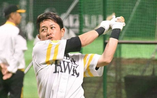 昨季は鷹のいぶし銀が脅威の4割！　1打席に全てを懸ける「代打の切り札」【パ編】