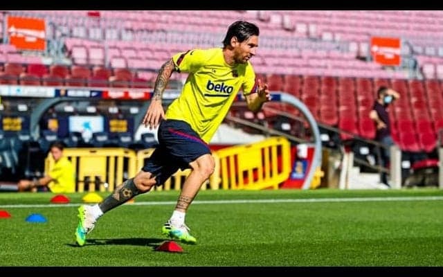 3ヶ月ぶりに本拠地カンプノウに帰還したメッシのメッセージ