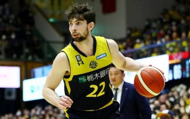 宇都宮ブレックス、今季ベスト5に輝いたライアン・ロシターと契約継続