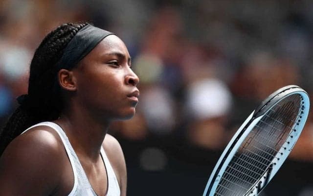 16歳のスターテニス選手が黒人差別問題で抗議のスピーチ