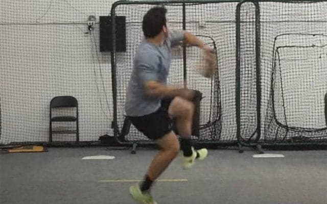 人類史上最速178キロにMLB公式「クレイジー」　助走から投じられた驚愕の剛速球