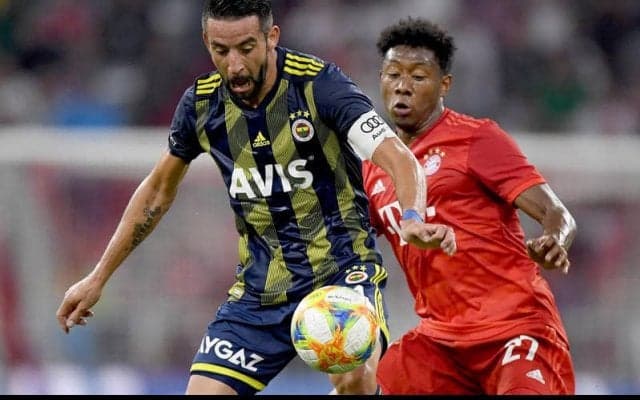 チリ代表DFイスラがフェネルバフチェとの契約を解除