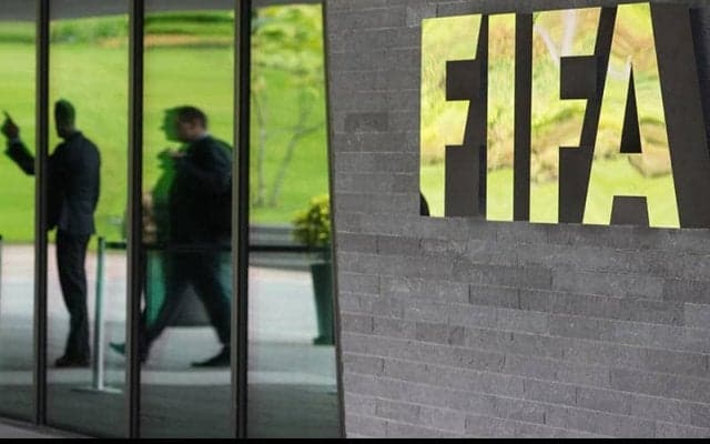 FIFAが今夏移籍に向けて臨時ルール！ 今季終了前の移籍や1シーズン3クラブでのプレー可能に