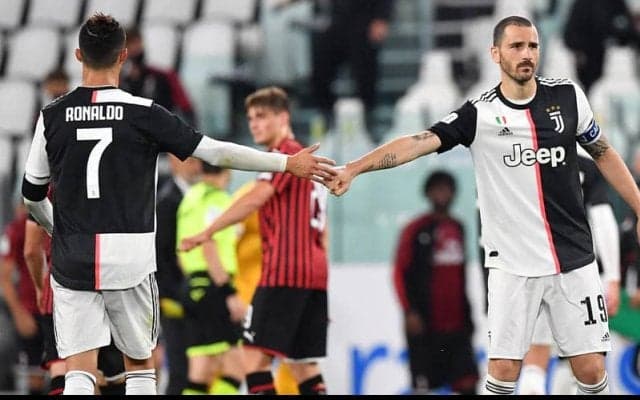 決勝進出のユベントス、ボヌッチがC・ロナウドのPK失敗を擁護「これからは素晴らしいC・ロナウドが見られる」