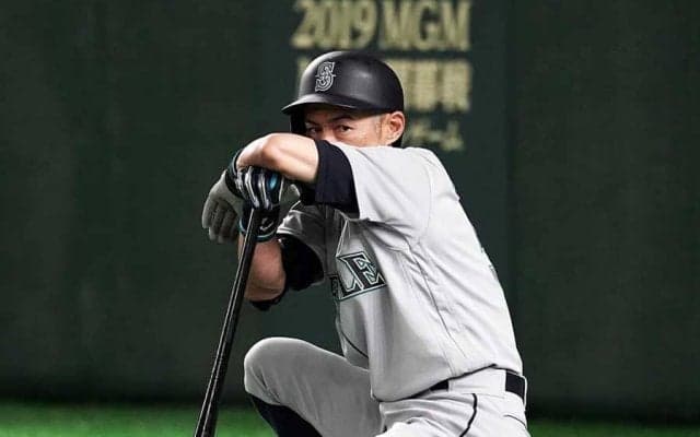 【名珍場面特別編】 イチローとエイミーさん、引退試合で撮られた“感動写真”に米反響「涙が溢れるよ」