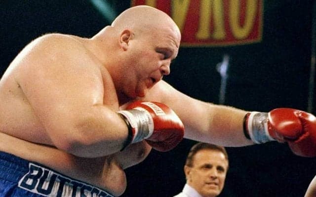 バタービーン、ぽっちゃり体型の“衝撃120秒KO”に熱狂再び「倒れたあああああ!!」