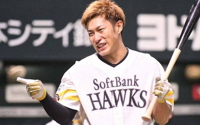 「意味分からない」「人間じゃない」　鷹・柳田、ファン驚愕“理解不能な”本塁打集