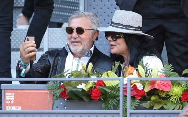 30歳差！73歳テニスの元世界王者が5度目の結婚