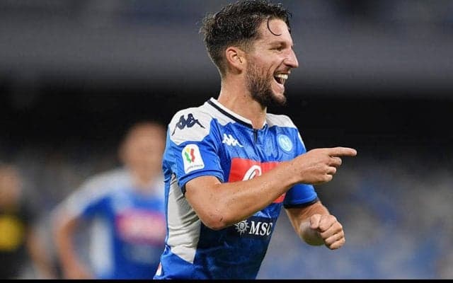 メルテンスがナポリ史に名を刻む！ クラブ歴代最多得点の新記録を樹立