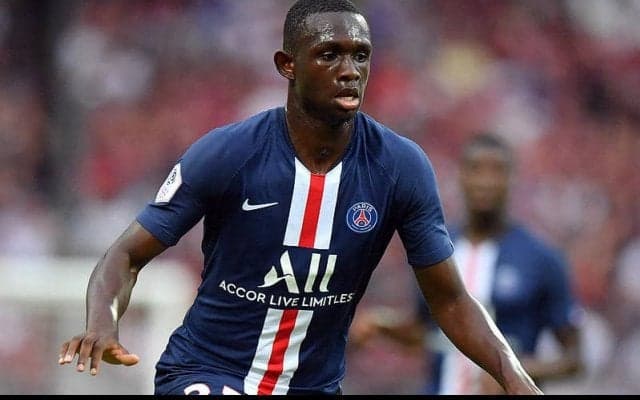 PSG、逸材CBクアシ流出へ…プロ契約拒否をすでに通知か？