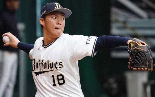 オリ山本、やり投げ転向で二刀流に挑戦？　「マジか!?　舞洲」ポスターに登場