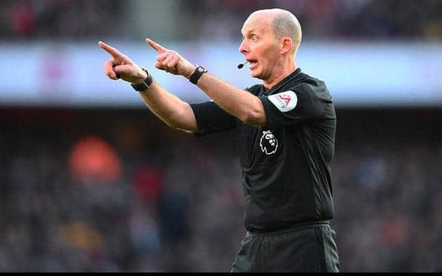 再開目前のプレミアリーグ、主審発表！ マージサイド・ダービーはマイク・ディーン