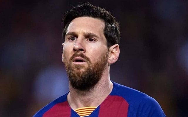 メッシを止める「唯一の方法」!?　もはやサッカーじゃないタックルに海外「爆笑」