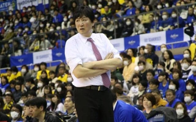 シーホース三河、鈴木貴美一HCと契約継続…在籍26年目へ突入