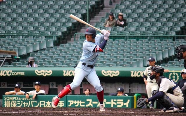 来秋ドラフト1位との声も挙がる稀代のスラッガー 佐藤輝明（近畿大3年）【Future Heroes vol.10】