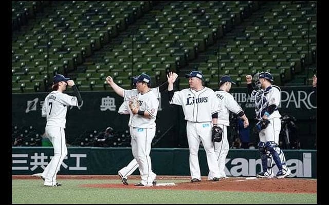 巨人通算6000勝、史上初の開幕投手2発…　野球の神様にファン感謝「この日を待ってた」
