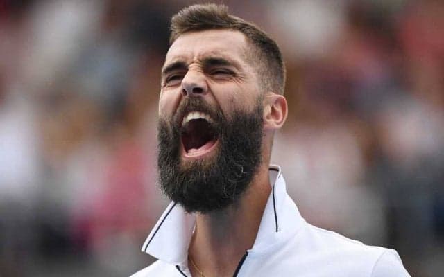 テニスの試合でまさかサッカー？とっさの機転に観客は大興奮【2019年ハレ珍プレー】