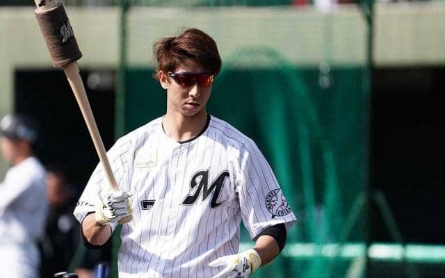 ロッテ福田秀、右肩甲骨の亀裂骨折で離脱　16日の巨人戦で死球を受けた箇所