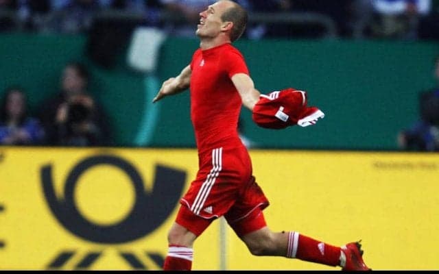 これがロッベンのスピード！延長後半にタッチライン際をぶっちぎる【インクレディブル・ゴールズ】