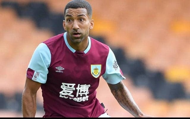 アーロン・レノンが今月いっぱいでバーンリーを退団 契約延長を拒否