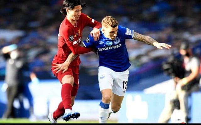 先発も前半のみの出場となった南野拓実、クロップ監督の評価は？「パフォーマンスとは何も関係ない」