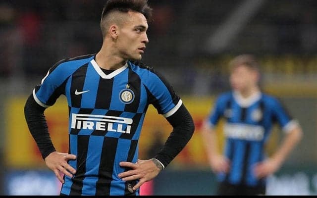 バルサ関心のラウタロから「移籍の意思表示なし」…インテルCEOが残留主張