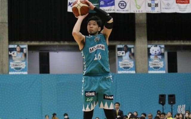 京都ハンナリーズ、今季ベスト3ポイント成功率王の松井啓十郎と契約継続