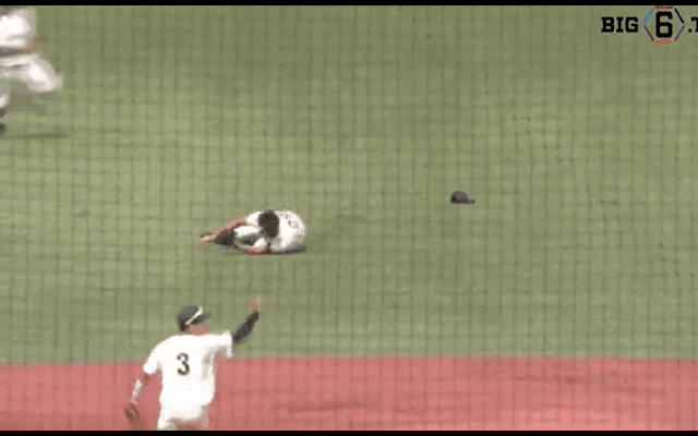 緊迫した一戦は両校一歩も譲らずドロー ハイライト動画【09/16 秋季東京六大学野球 1回戦 法政大学vs明治大学】