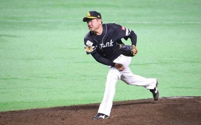 鷹ドラ3津森、12球団新人初勝利一番乗り！　史上初の初対戦満塁被弾から好投