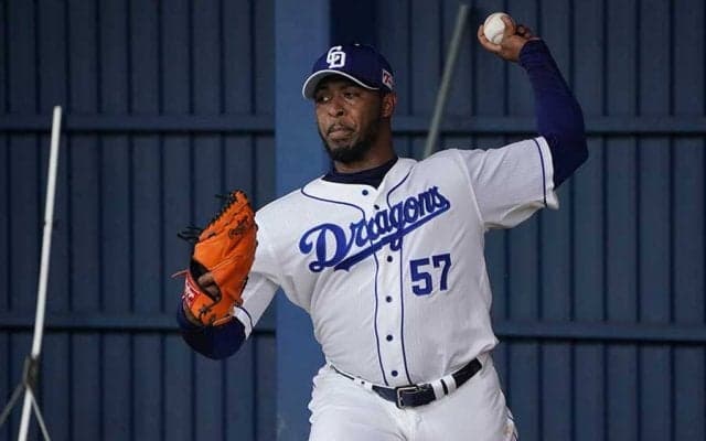 【MLB】前中日ロドリゲス、広背筋痛で開幕アウト　レンジャーズ救援陣キーマンの期待も