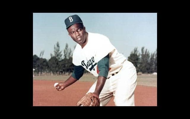 人種差別問題でジーターも熱弁。MLBはロビンソンの心を引き継げるか