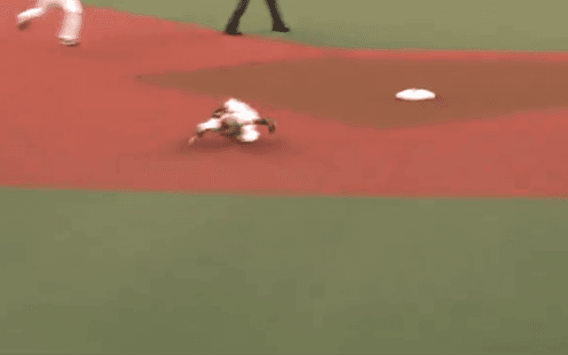 糸原の超美技！阪神が接戦を制す！ ハイライト動画【8/5 阪神タイガース 対 東京ヤクルトスワローズ】