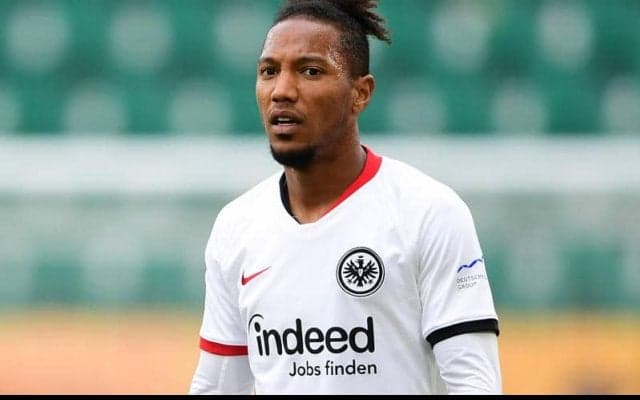 フランクフルト、元オランダ代表MFデ・グズマンの退団を発表