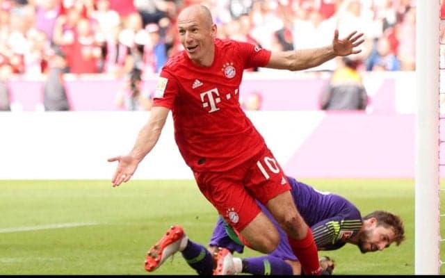 ロッベンが1年のブランクを経て現役復帰へ！古巣フローニンヘンに復帰