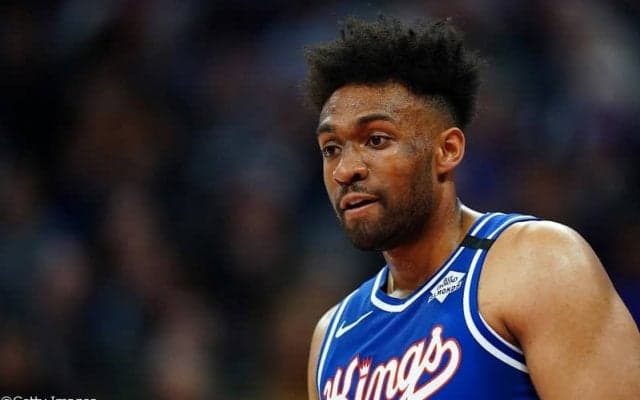 新型コロナの検査で陽性反応が出たジャバリ・パーカーがマスクなしでテニスをプレー？