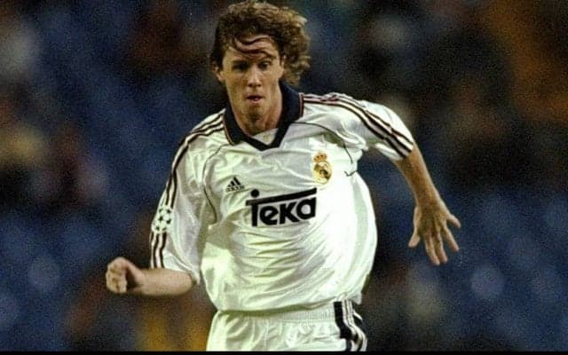 独特なリズムとタッチでマクマナマンが敵陣をドリブル突破！ 最後は華麗なループ【インクレディブル・ゴールズ】