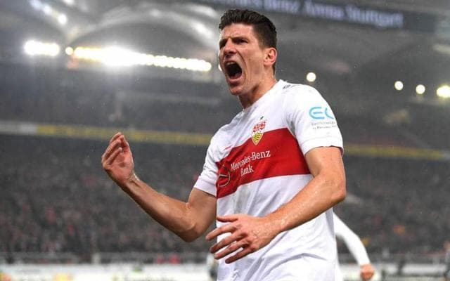 Jリーグ入りも噂された元ドイツ代表FWマリオ・ゴメスが現役引退、1部昇格を置き土産に