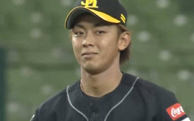 「一層異次元」鷹・今宮の美技＆まさかの“テヘペロ”にファン歓喜