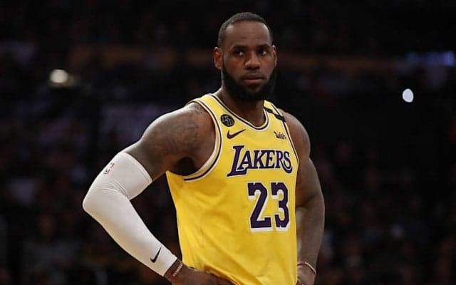 アントワン・ウォーカーがレブロンについて「今季彼が優勝すれば、マイケル・ジョーダンと同じカテゴリーに置かれるだろう」