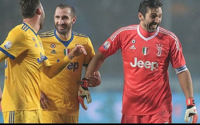 ユベントスがキエッリーニ＆ブッフォンと2021年まで契約延長！