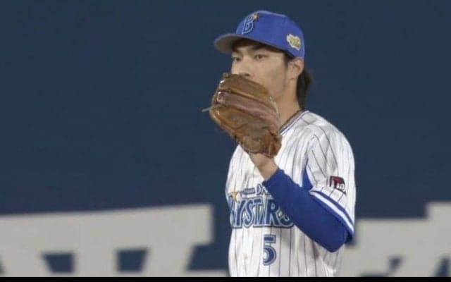 倉本がセンター前の当たりをファインプレー！ハイライト動画 【SMBC日本シリーズ2017 第3戦】