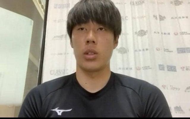 札幌そして日本の屋台骨へ、プロ1年目の田中駿汰が新たな相棒を手に抱く決意