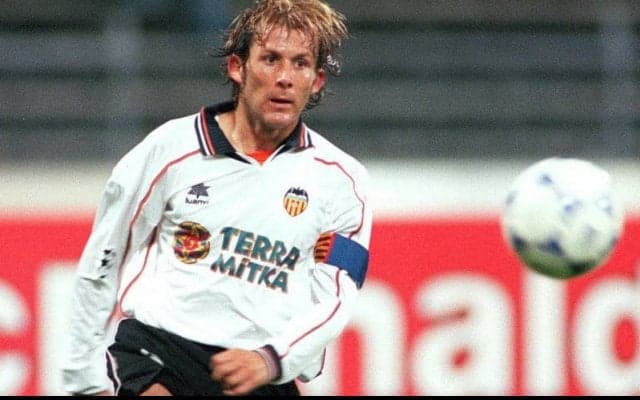 国王杯決勝でメンディエタが魅せた相手DF無力化のリフティングボレー【インクレディブル・ゴールズ】