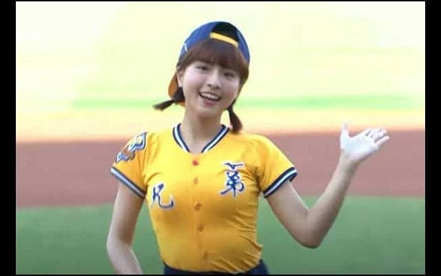 台湾の人気チア・チュンチュンらがファン魅了　可憐なダンスに「最高」