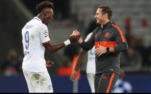 ランパードがゴール遠ざかるエイブラハムを語る　延長交渉難航との関係なしを強調