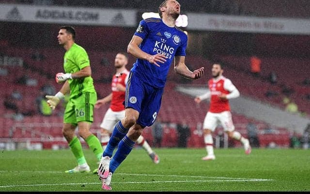 10人のアーセナルとドローのレスターが昨年10月以来となる4位に後退…《プレミアリーグ》